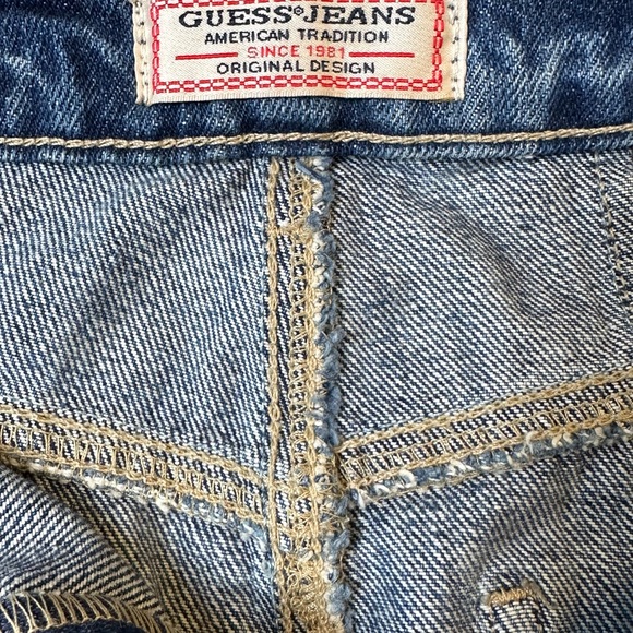 Vintage Guess Distressed Denim Mini Skirt! NWOT - Picture 3 of 14